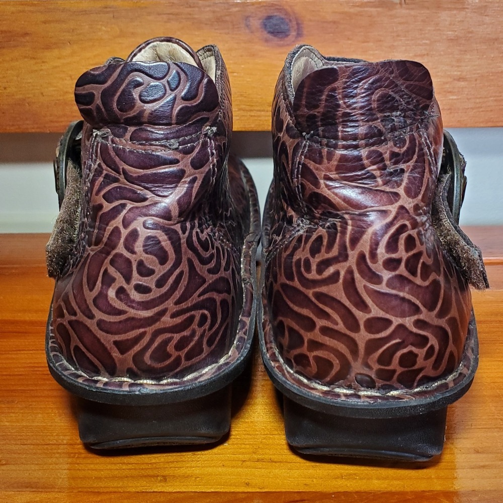 Alegria‎ Caiti Brown Embossed Leather Ankle Boot Bootie Blossom Size 37 US 6.5/7 - Picture 11 of 15